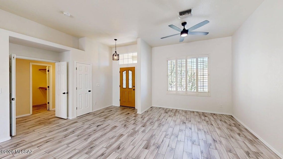 Interior of 12511 N Forest Lake Way